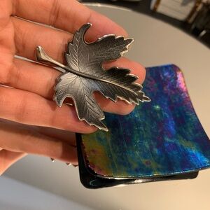037. Silver Leaf Brooch